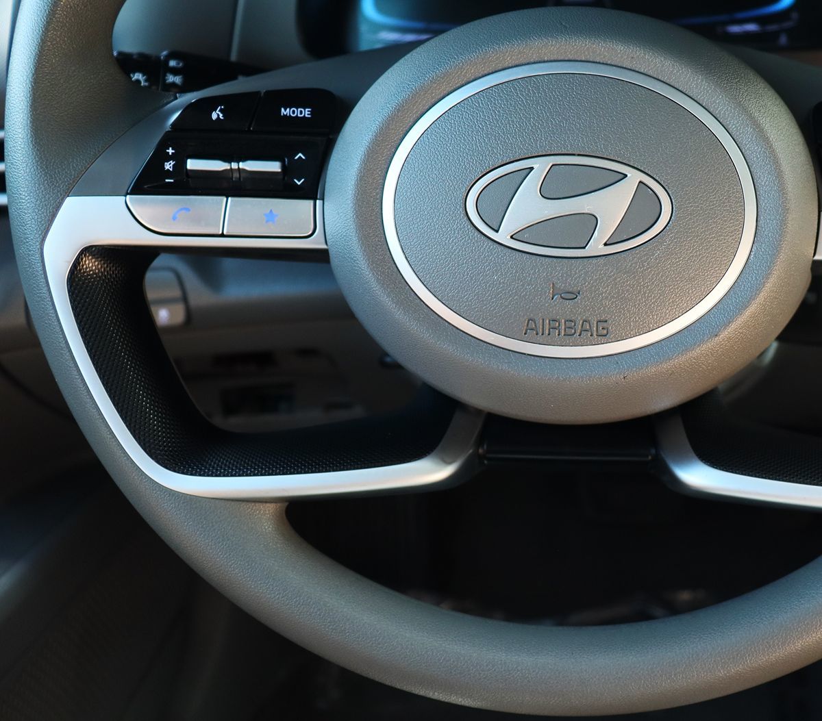 2024 Hyundai Elantra SE photo 38
