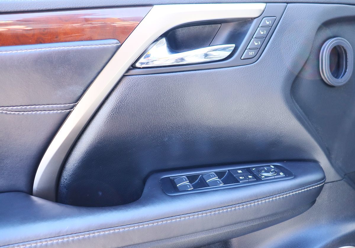 2017 Lexus RX 350 - Photo 38