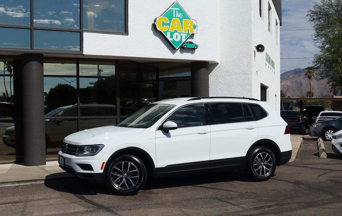 2019 Volkswagen Tiguan SE photo 3