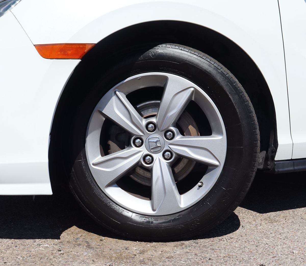 2020 Honda Odyssey EX-L photo 3