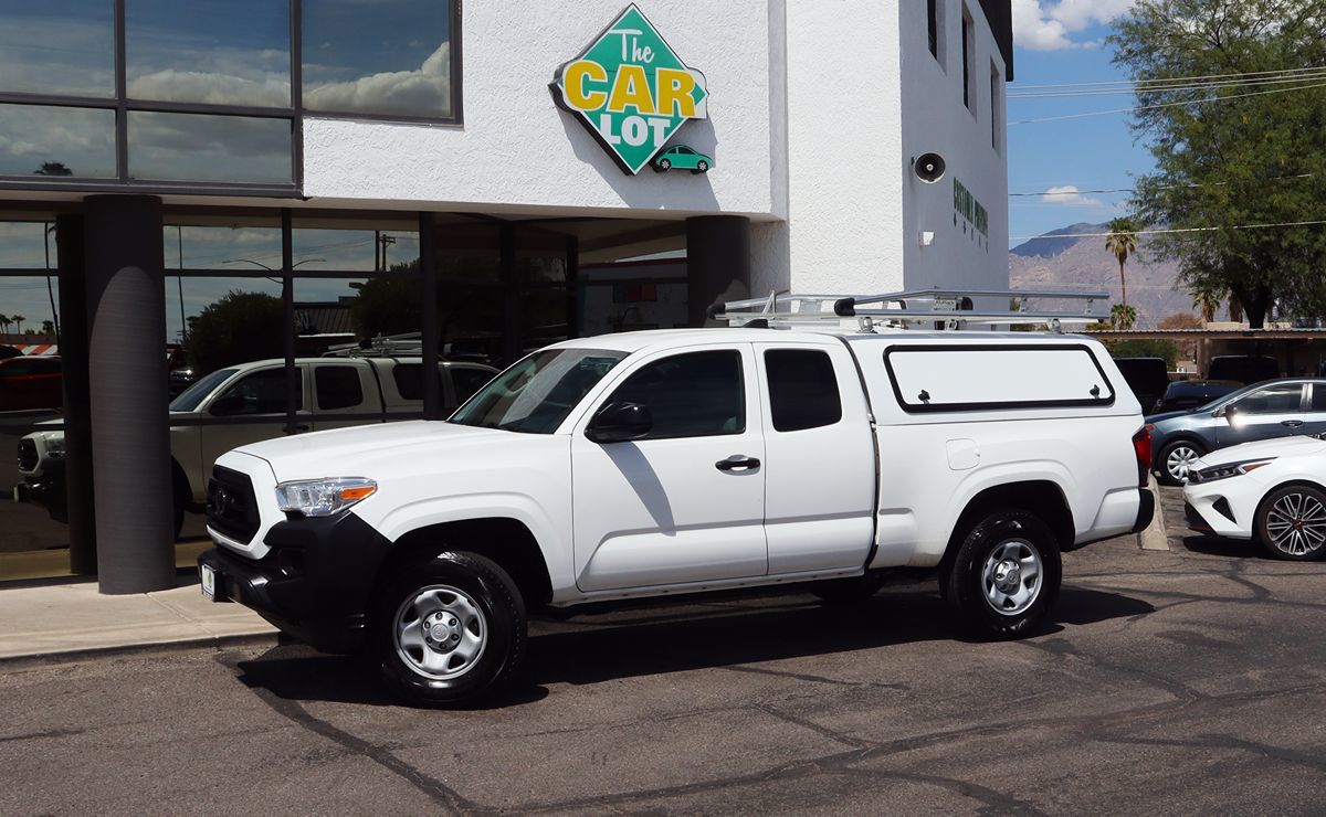 2022 Toyota Tacoma SR Access Cab photo 2