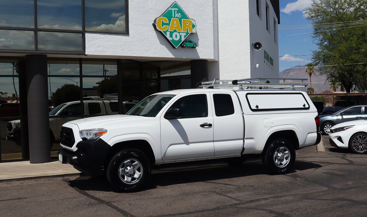 2022 Toyota Tacoma SR Access Cab photo 5