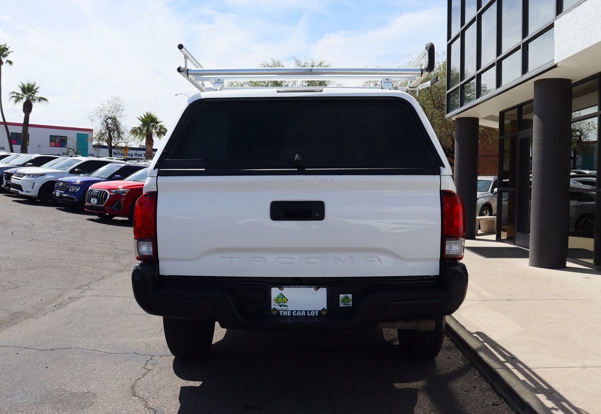 2022 Toyota Tacoma SR Access Cab photo 9