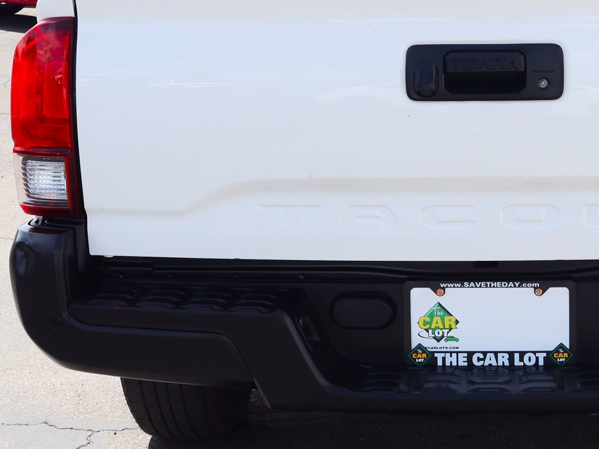 2022 Toyota Tacoma SR Access Cab photo 17