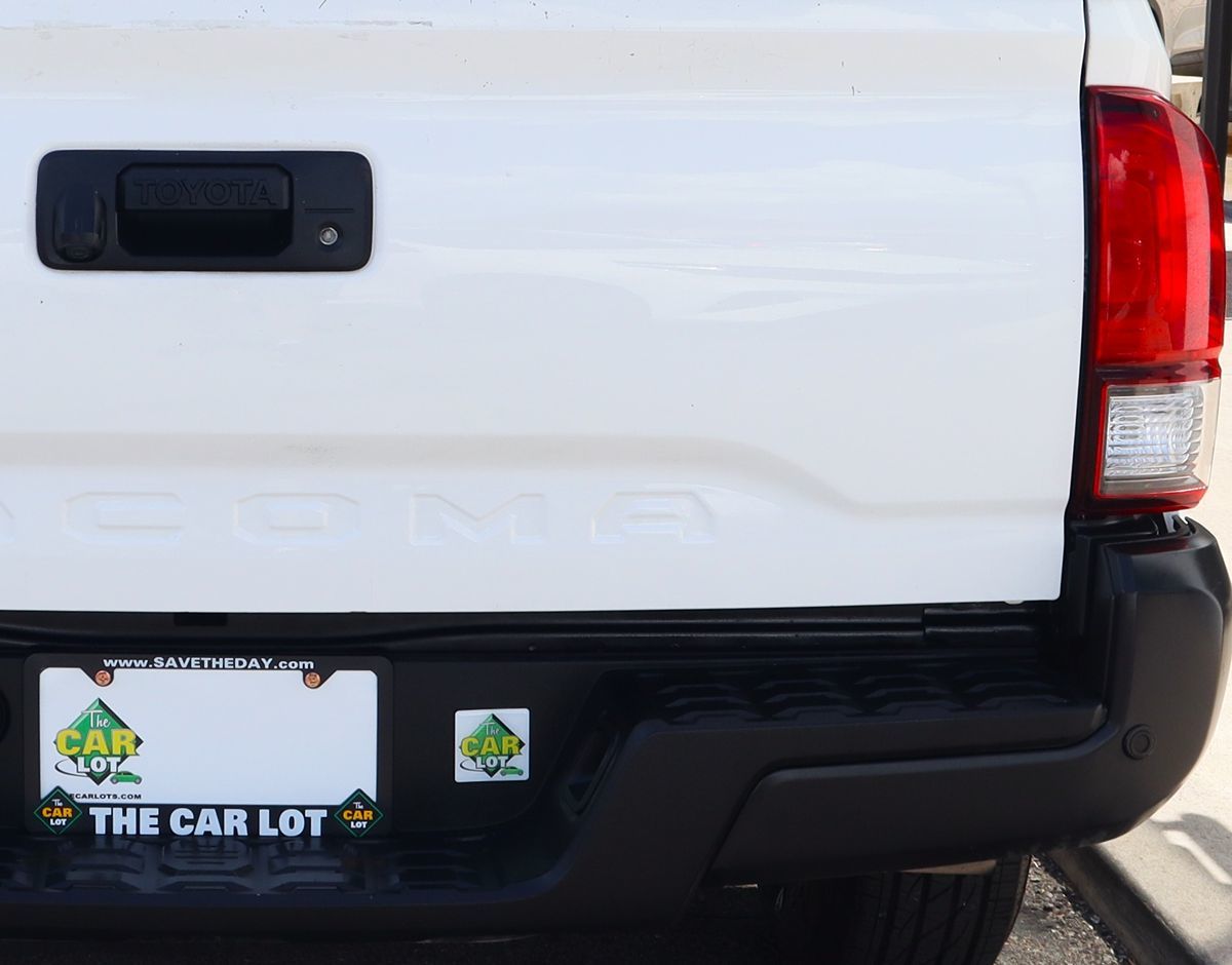 2022 Toyota Tacoma SR Access Cab photo 18
