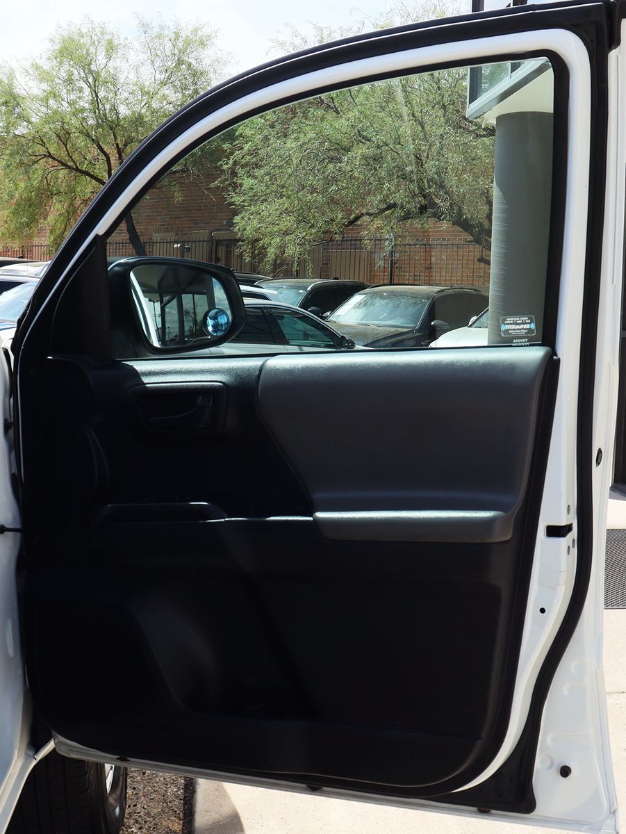 2022 Toyota Tacoma SR Access Cab photo 22