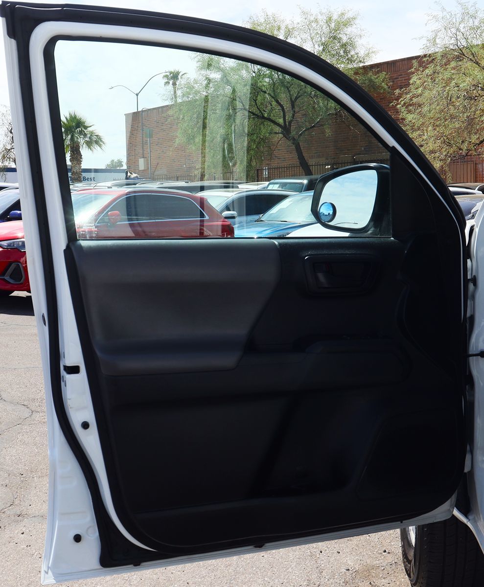 2022 Toyota Tacoma SR Access Cab photo 25