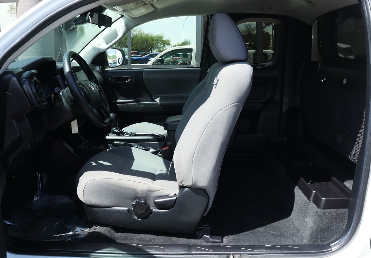 2022 Toyota Tacoma SR Access Cab photo 28