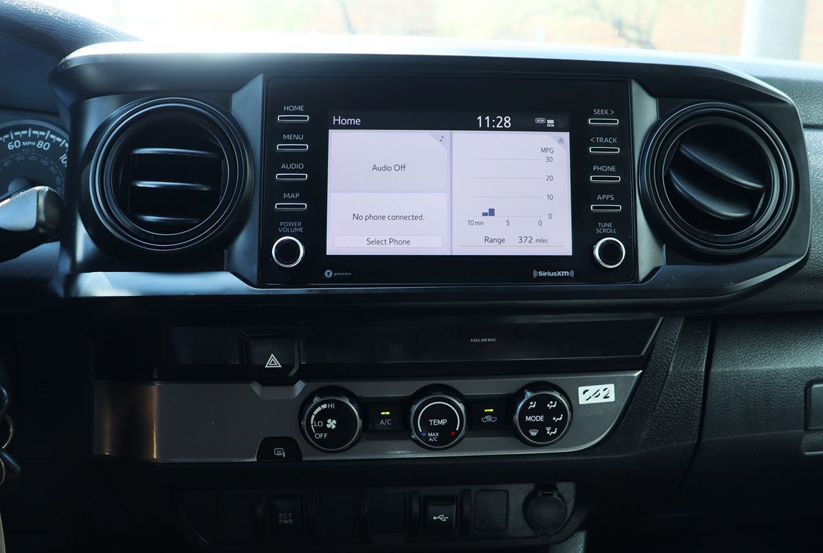 2022 Toyota Tacoma SR Access Cab photo 32