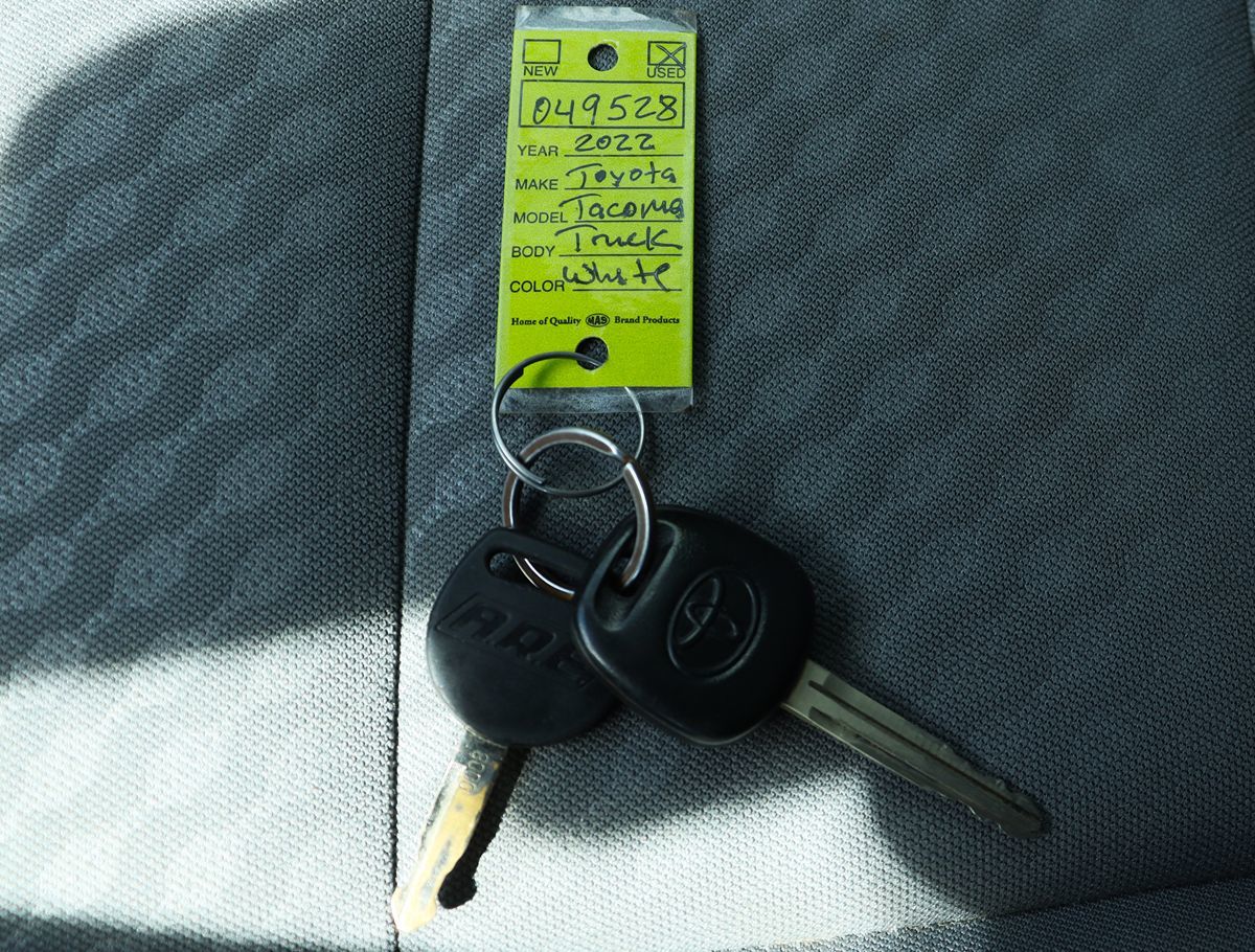 2022 Toyota Tacoma SR Access Cab photo 41