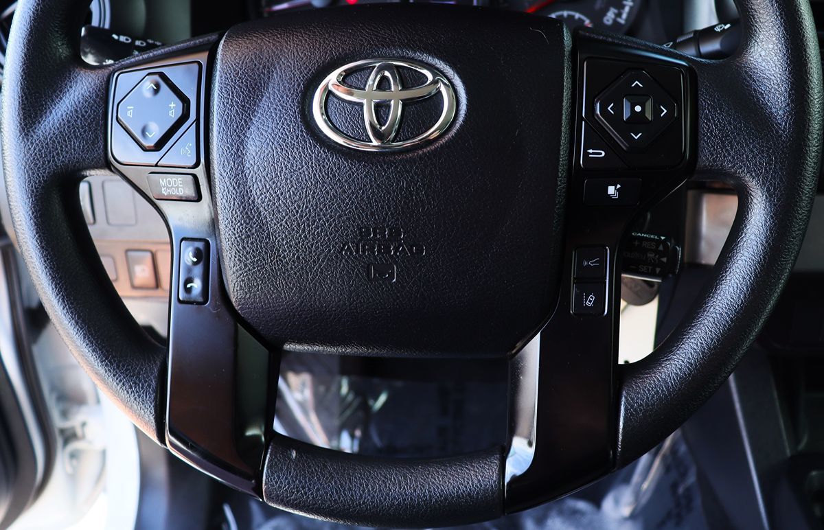 2022 Toyota Tacoma SR Access Cab photo 40