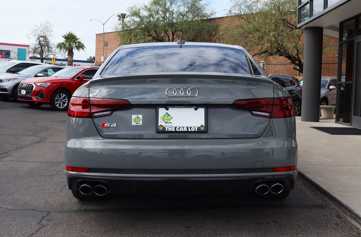2019 Audi S4 Base Prestige photo 8