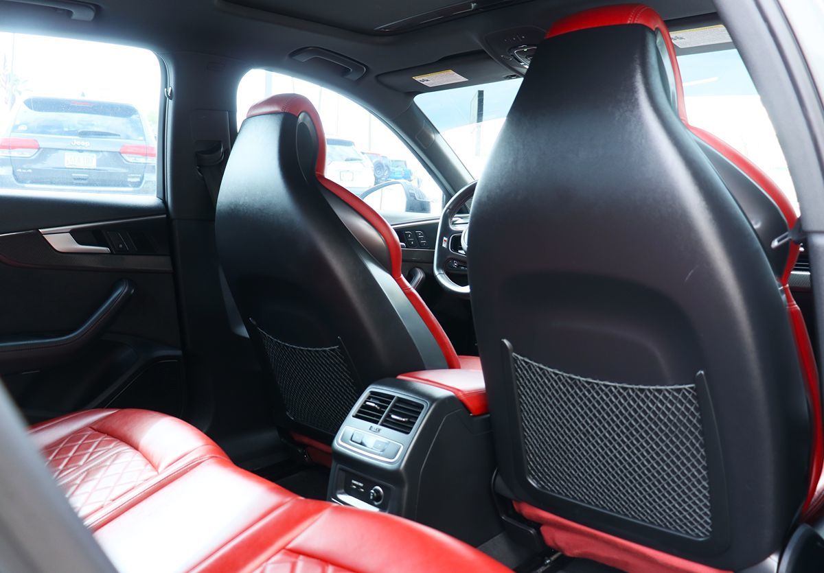 2019 Audi S4 Base Prestige photo 20