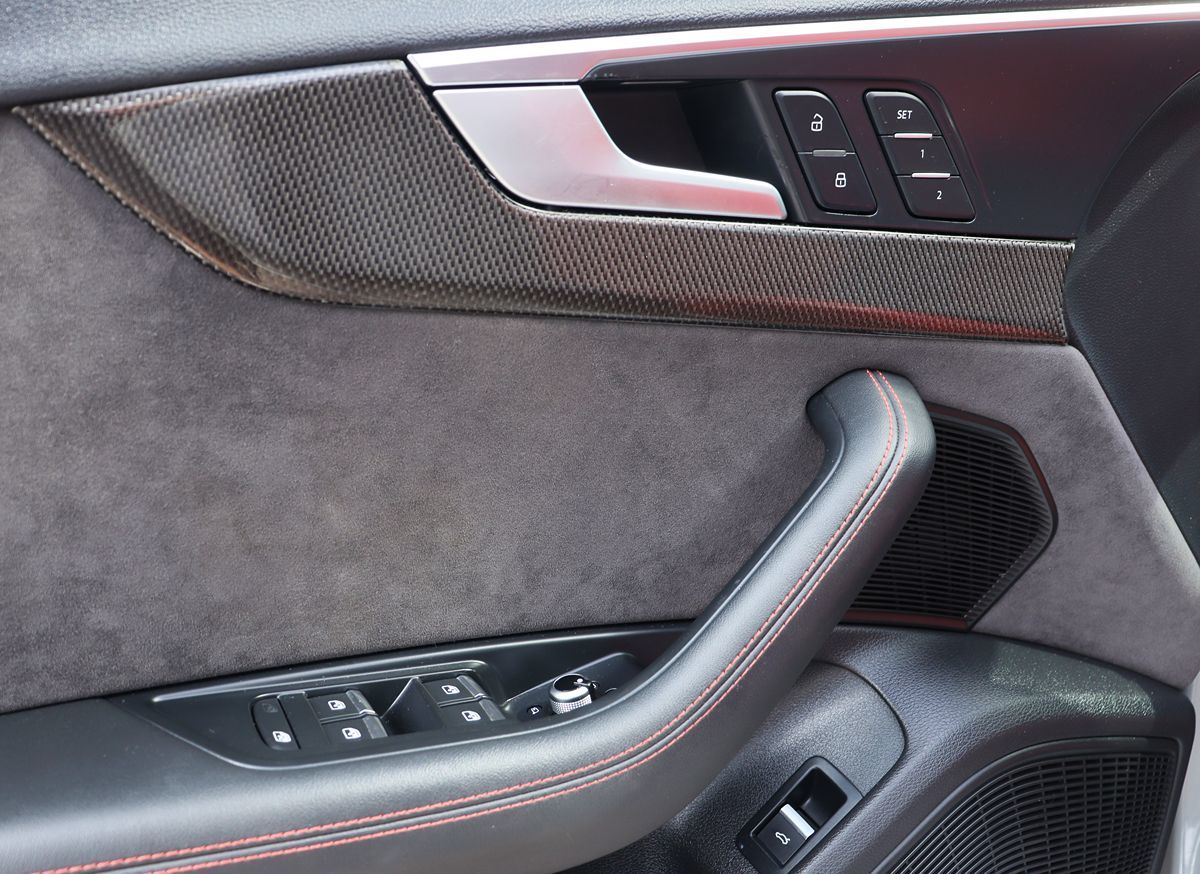 2019 Audi S4 Base Prestige photo 30