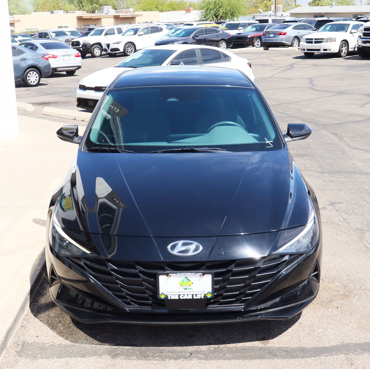 2023 Hyundai Elantra SEL photo 12