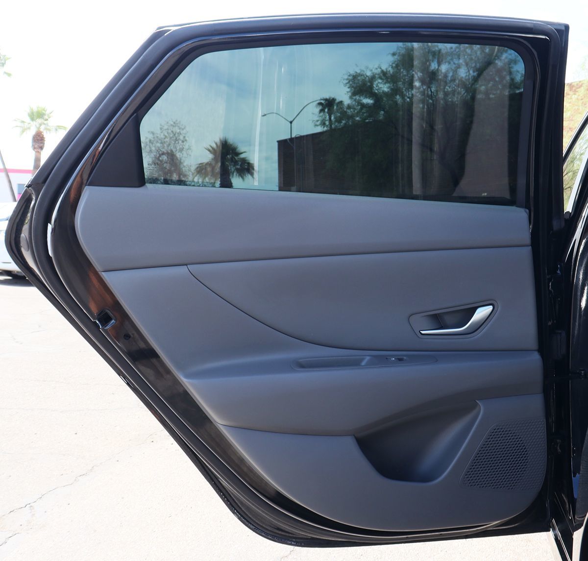 2023 Hyundai Elantra SEL photo 25