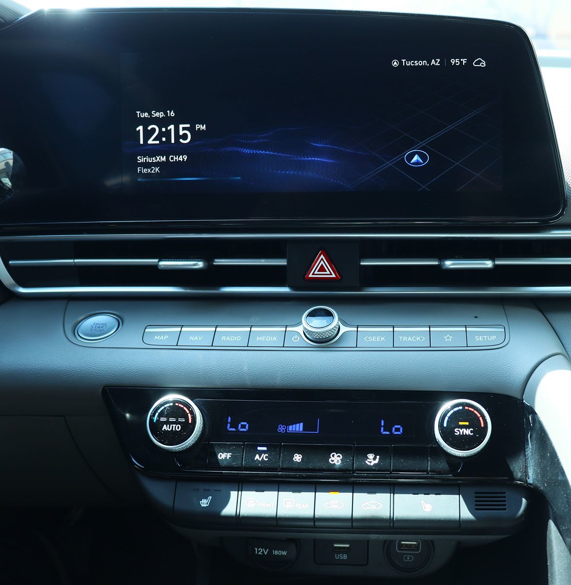 2023 Hyundai Elantra SEL photo 37