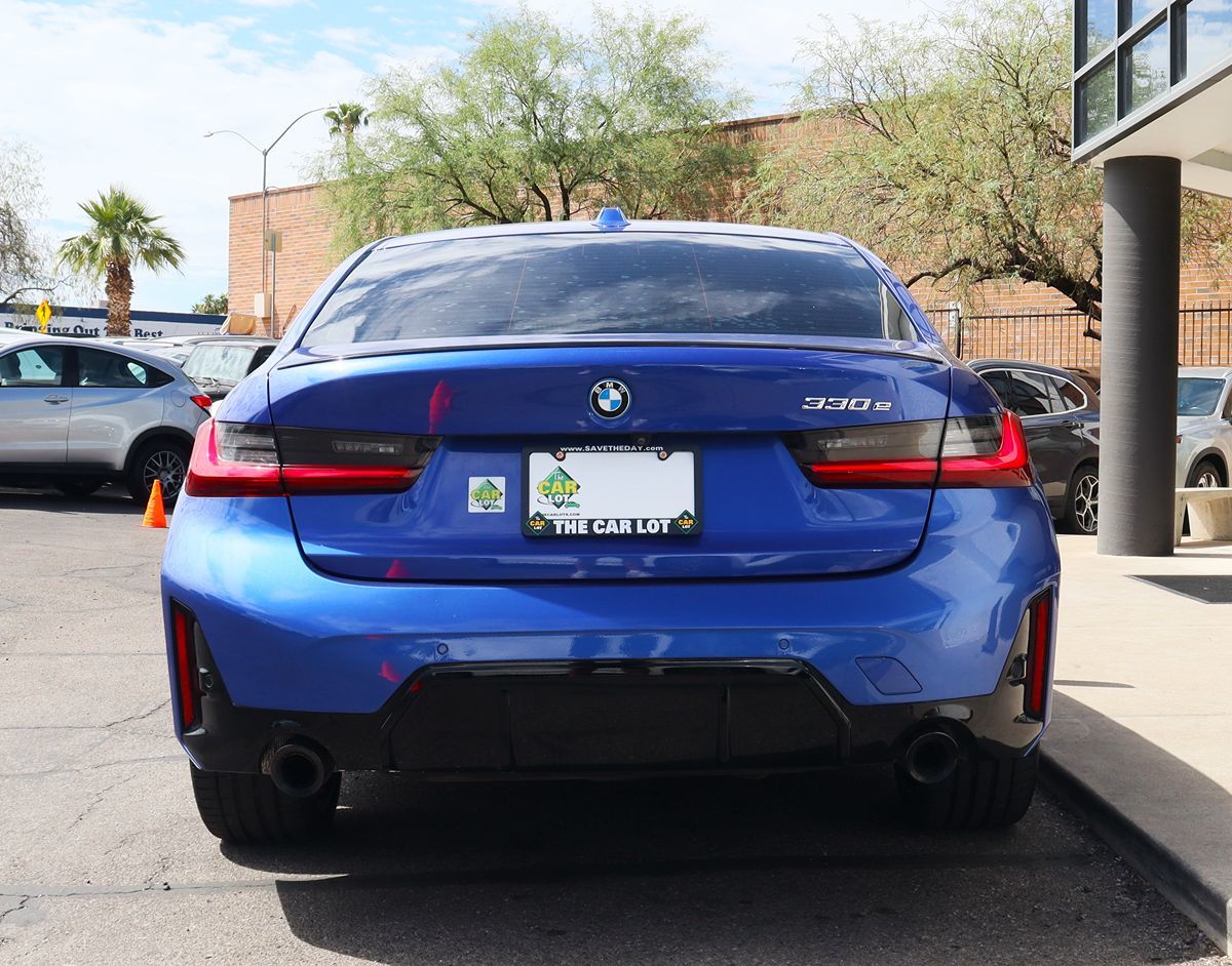 2023 Bmw 330e photo 7