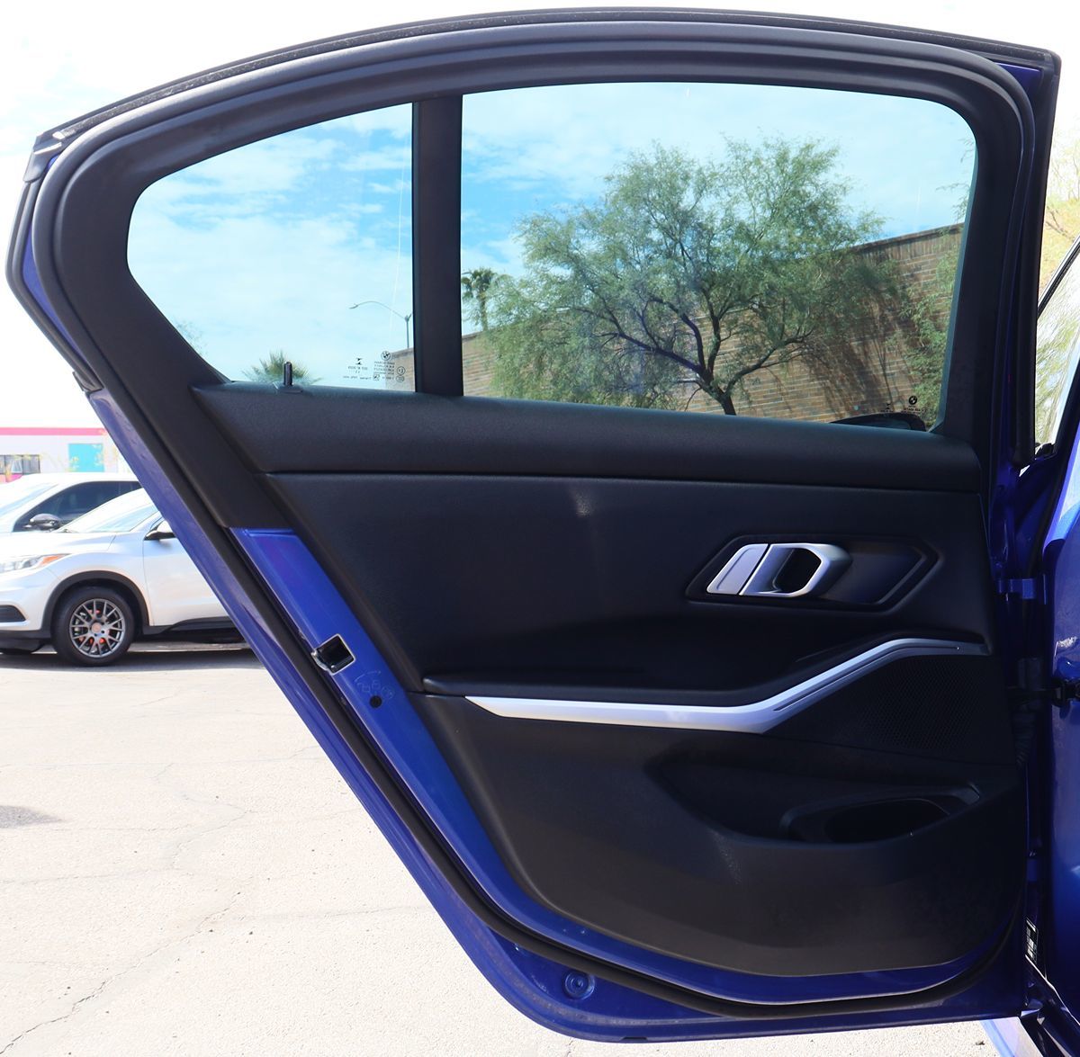 2023 Bmw 330e photo 23
