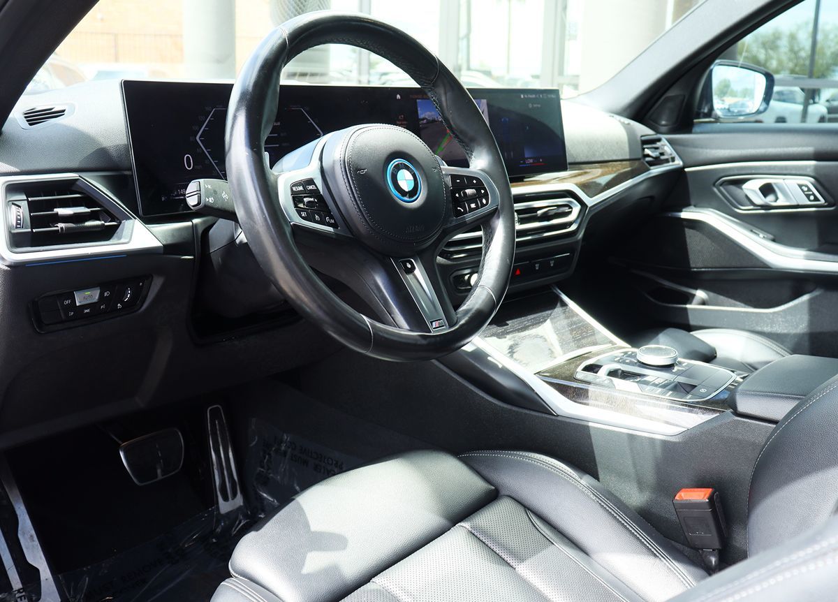 2023 Bmw 330e photo 31