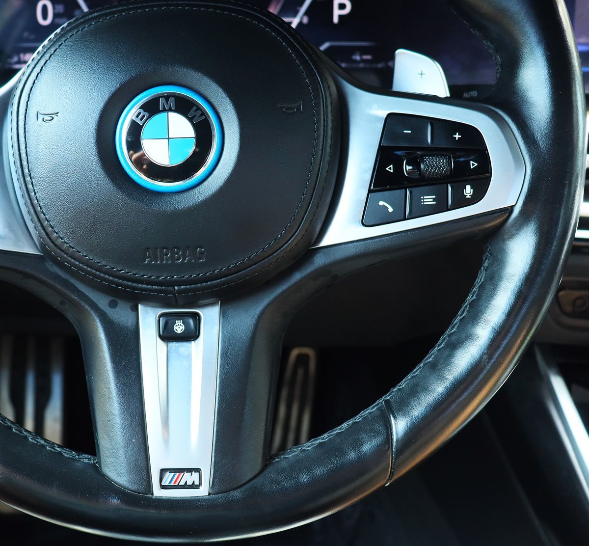 2023 Bmw 330e photo 40