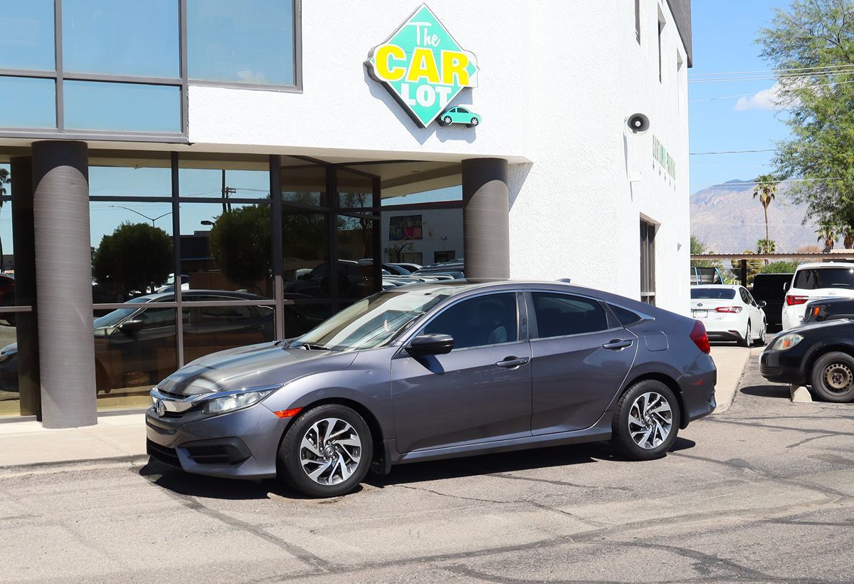 2017 Honda Civic EX photo 4