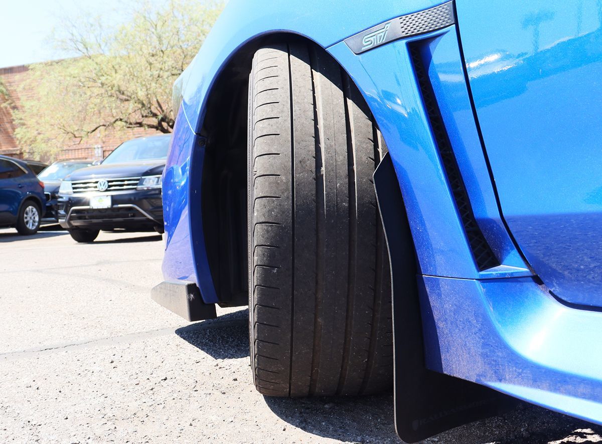 2017 Subaru WRX STI photo 4