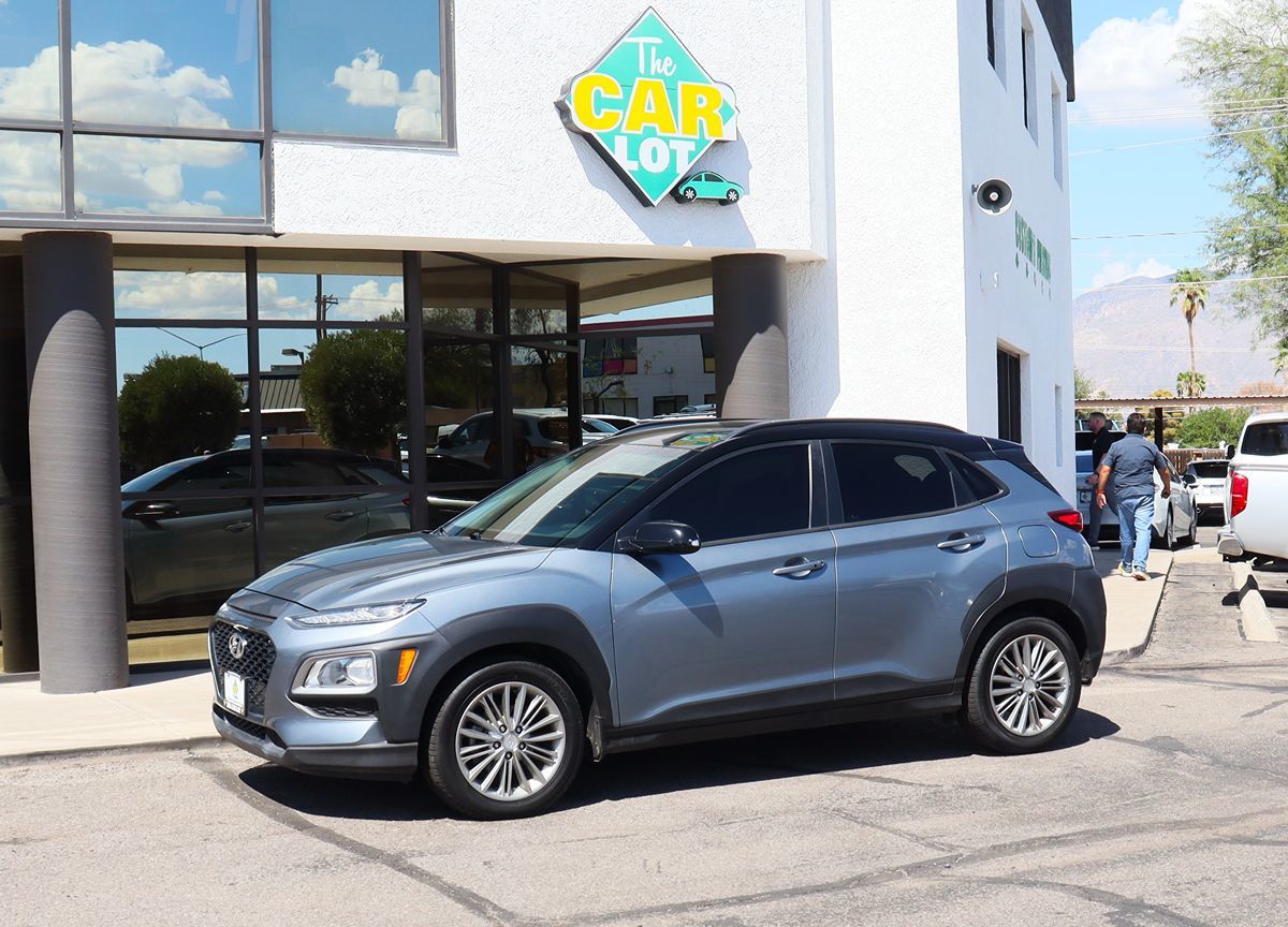 2019 Hyundai Kona SEL photo 2