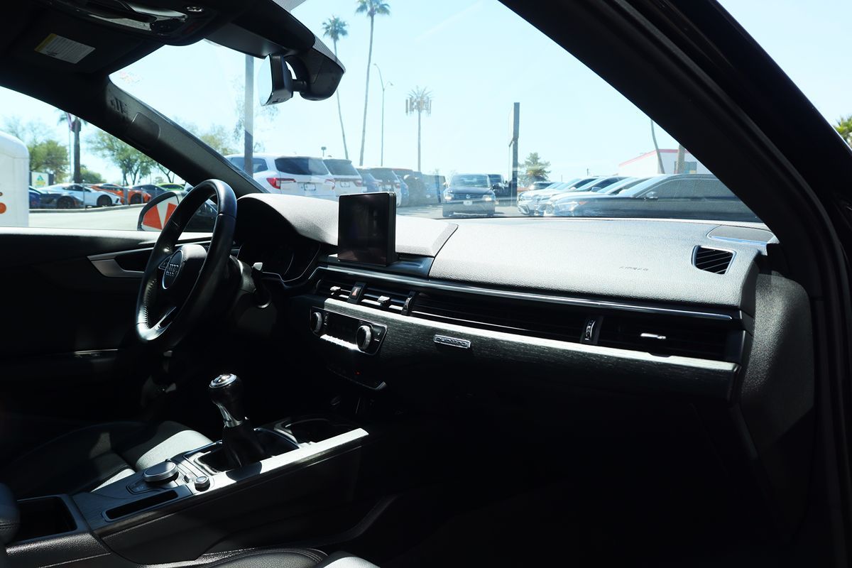 2018 Audi A4 Premium Plus photo 30