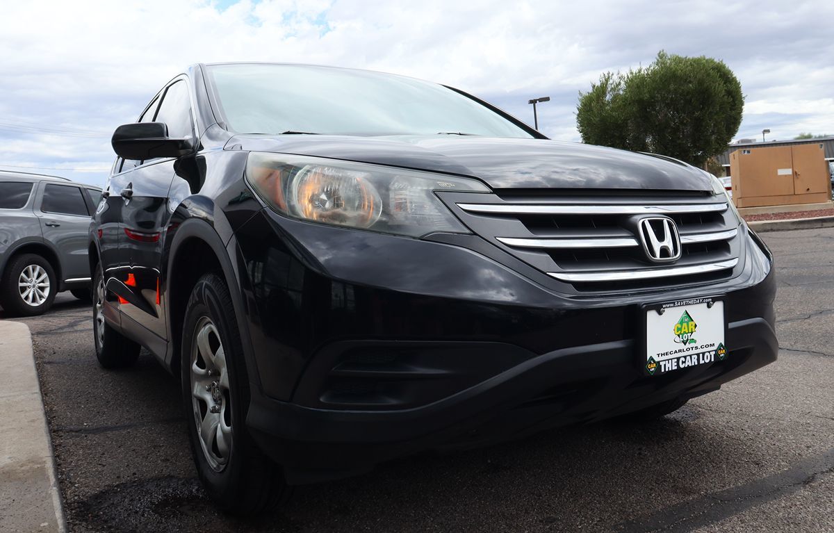 2013 Honda CR-V LX photo 16