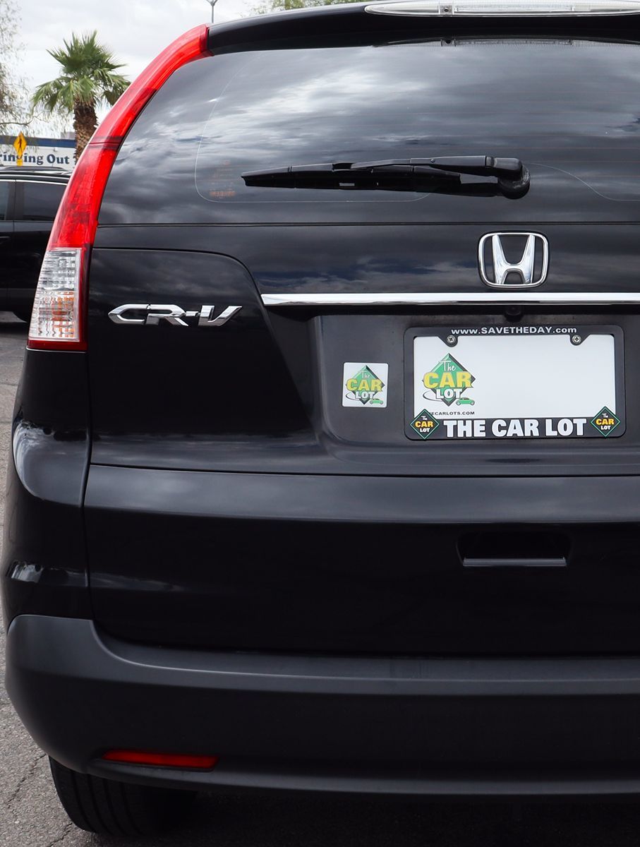2013 Honda CR-V LX photo 17