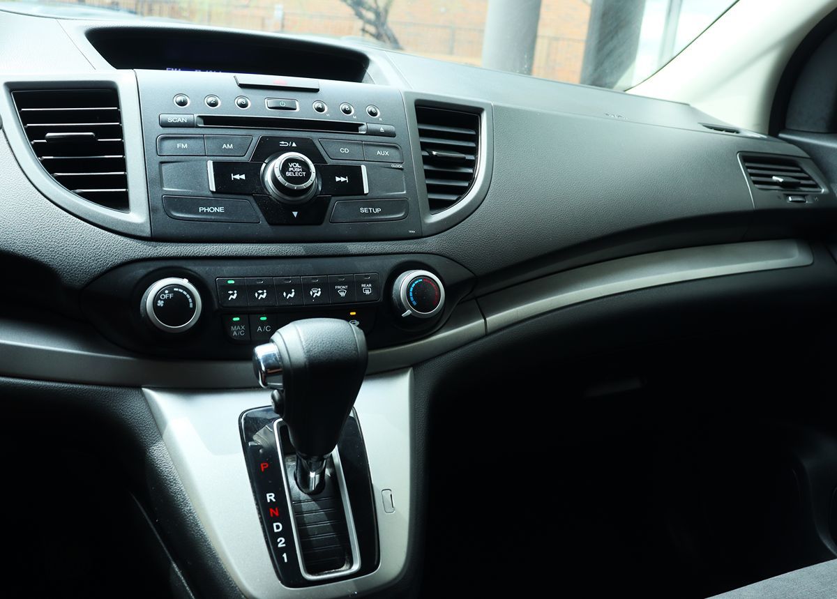 2013 Honda CR-V LX photo 38
