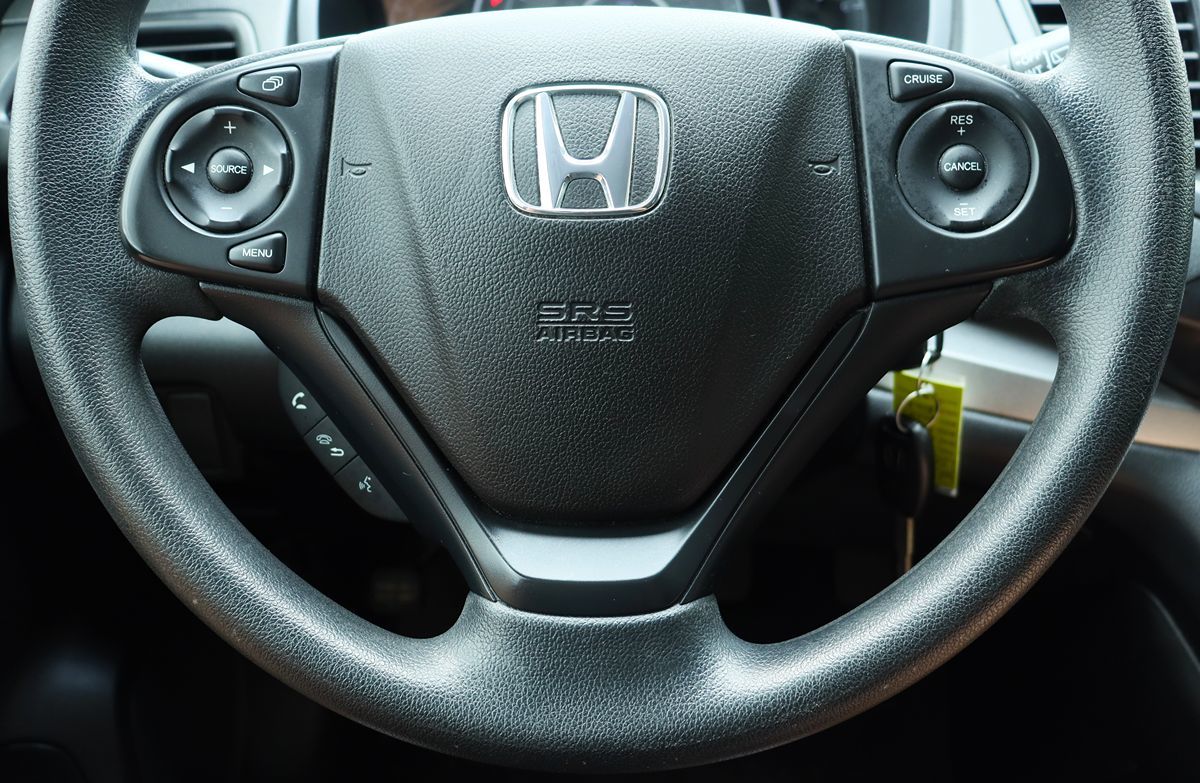 2013 Honda CR-V LX photo 44