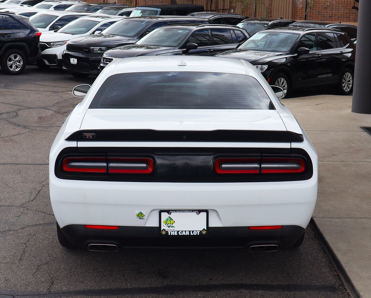 2022 Dodge Challenger GT photo 9