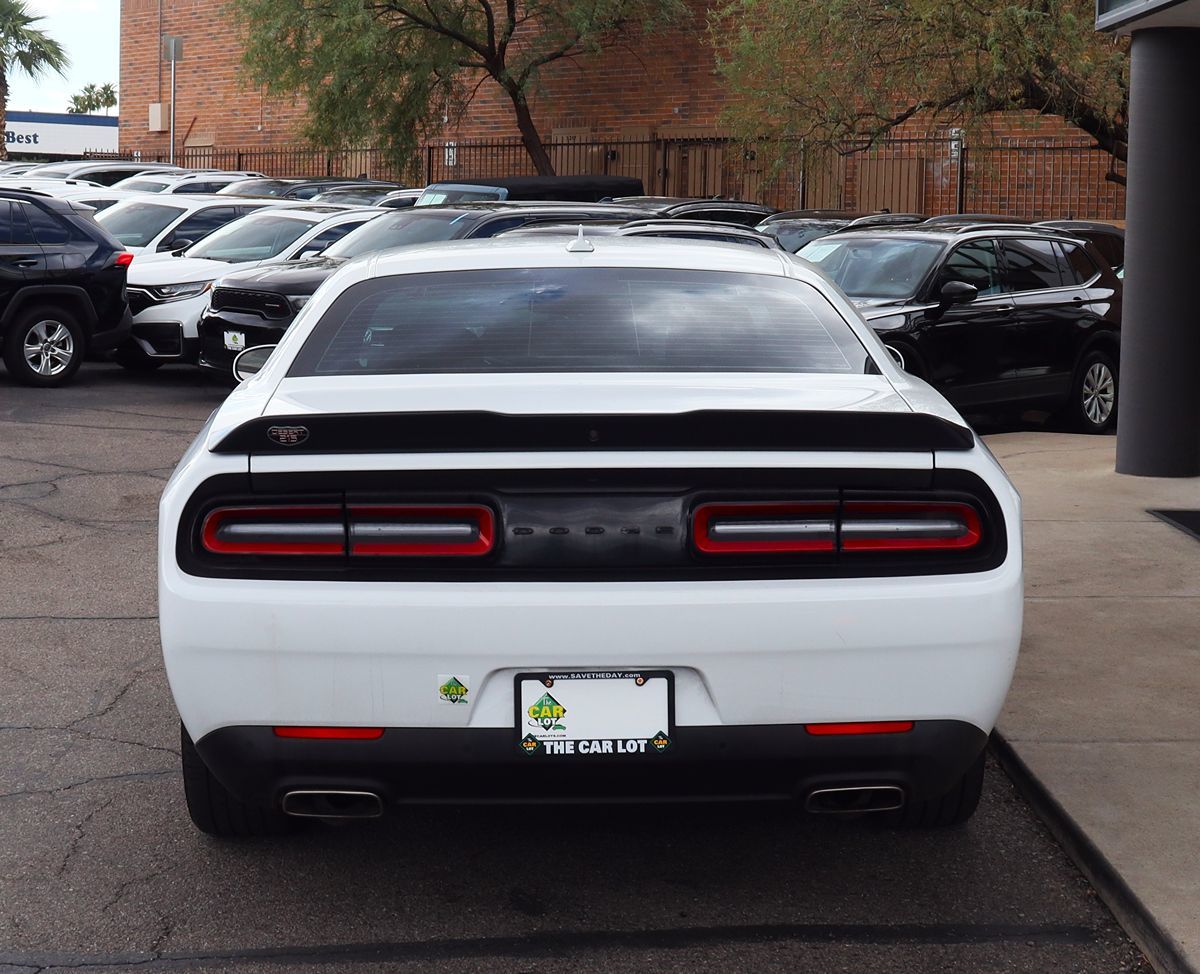 2022 Dodge Challenger GT photo 10