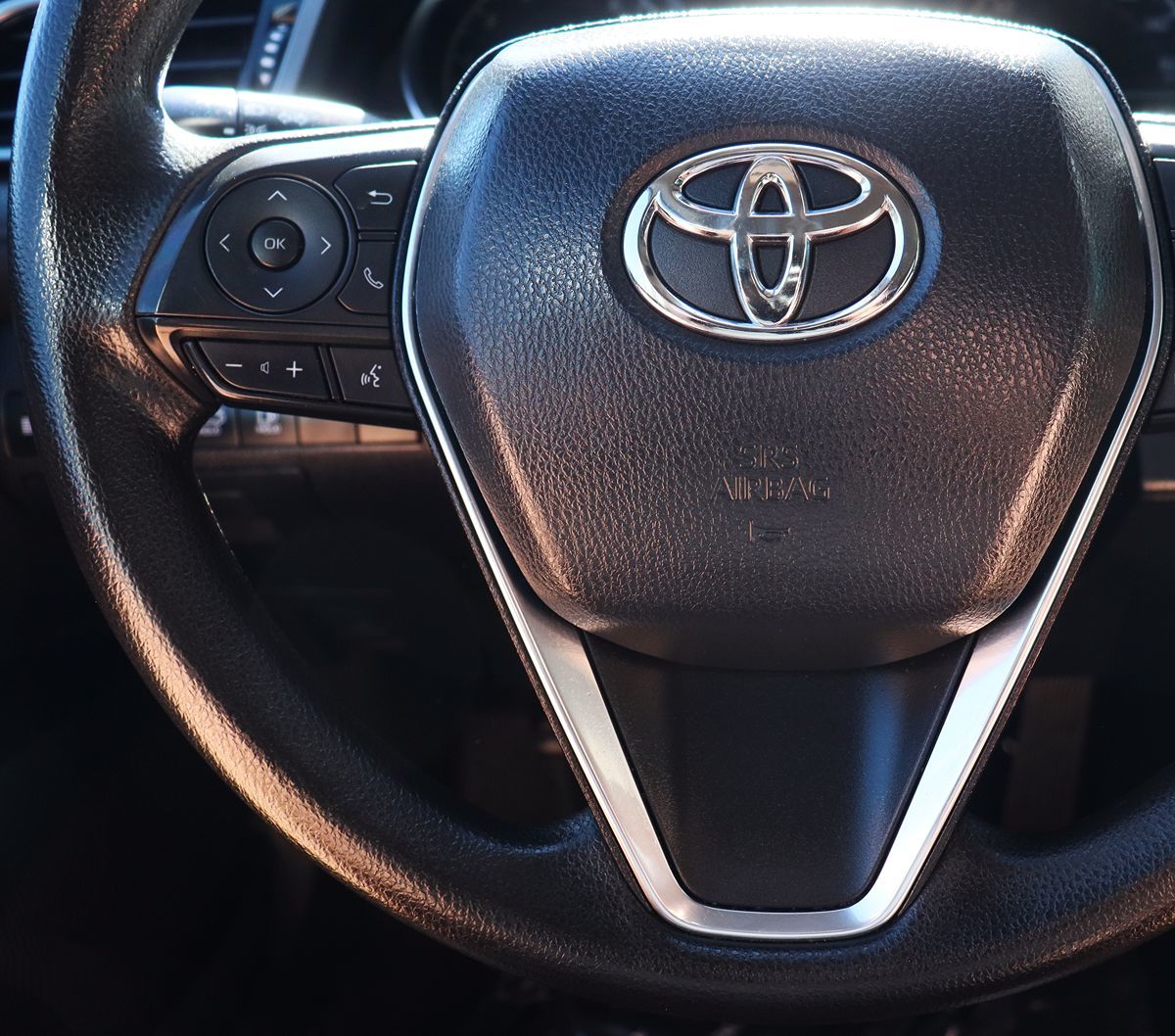 2020 Toyota Camry LE photo 44