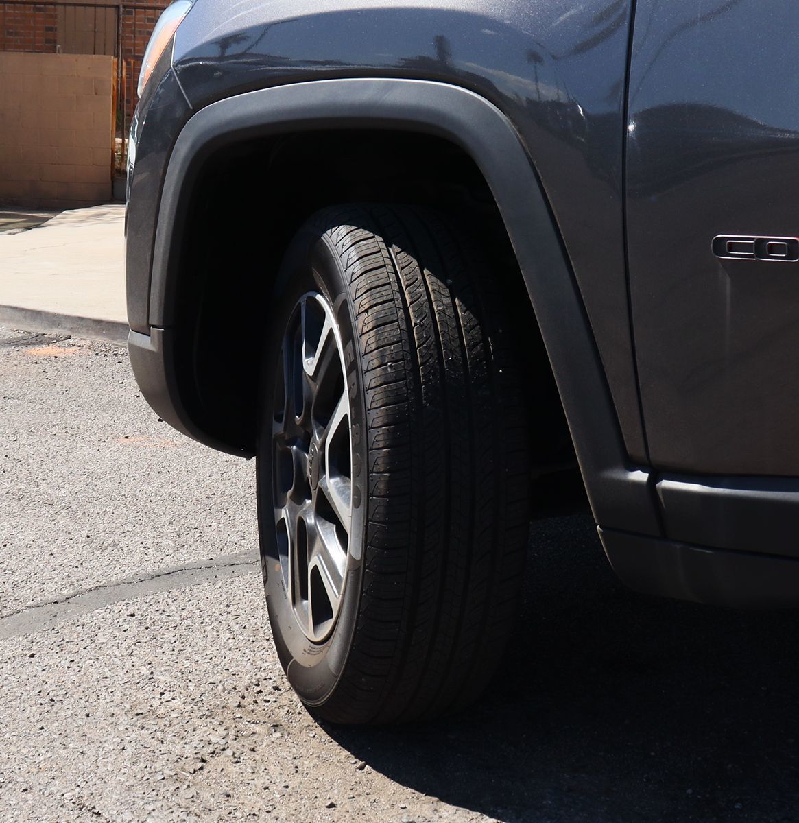 2019 Jeep Compass Trailhawk photo 2