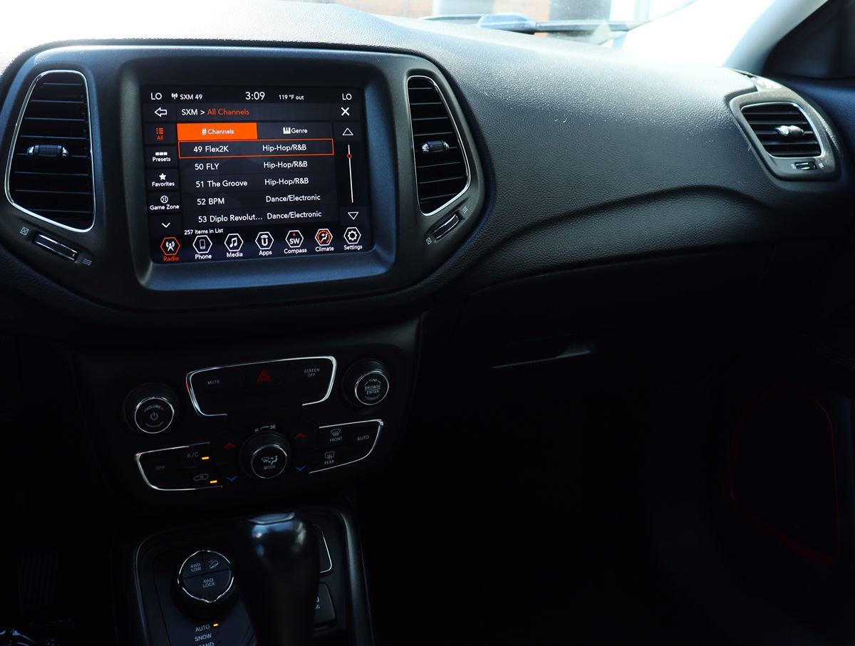 2019 Jeep Compass Trailhawk photo 39