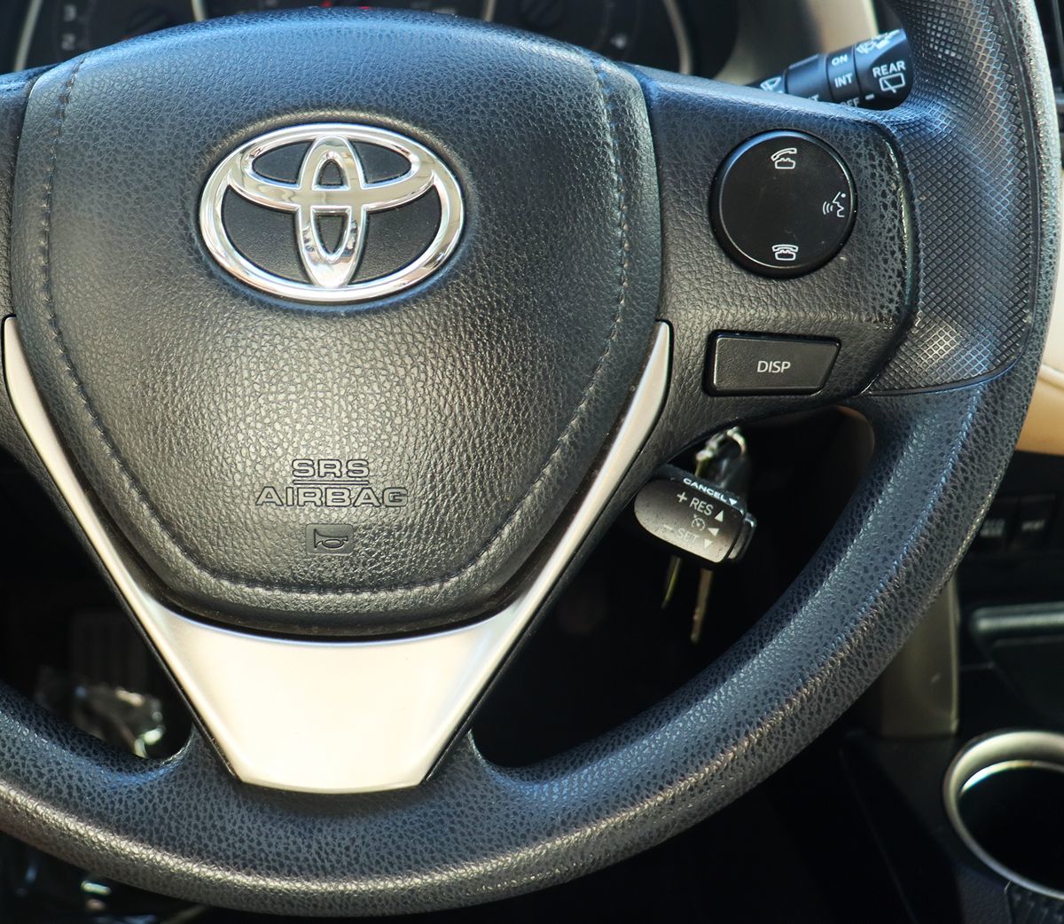 2015 Toyota RAV4 XLE photo 47