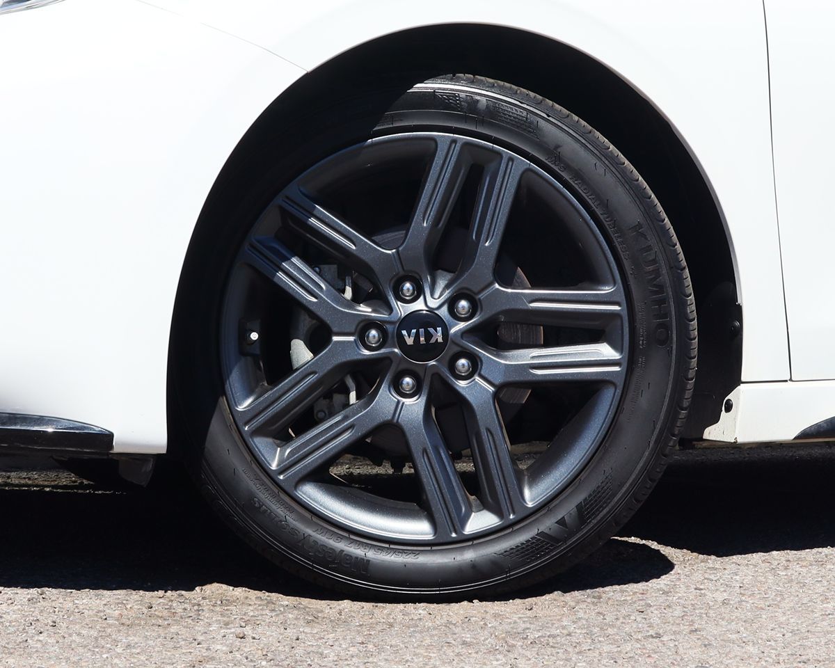 2021 Kia Forte GT-Line photo 4