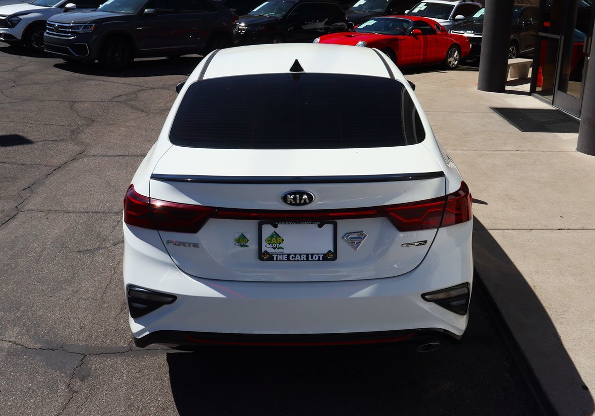 2021 Kia Forte GT-Line photo 9