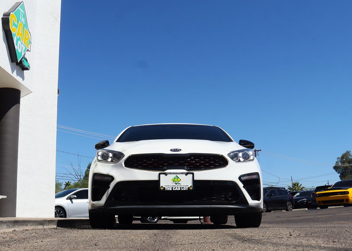 2021 Kia Forte GT-Line photo 16