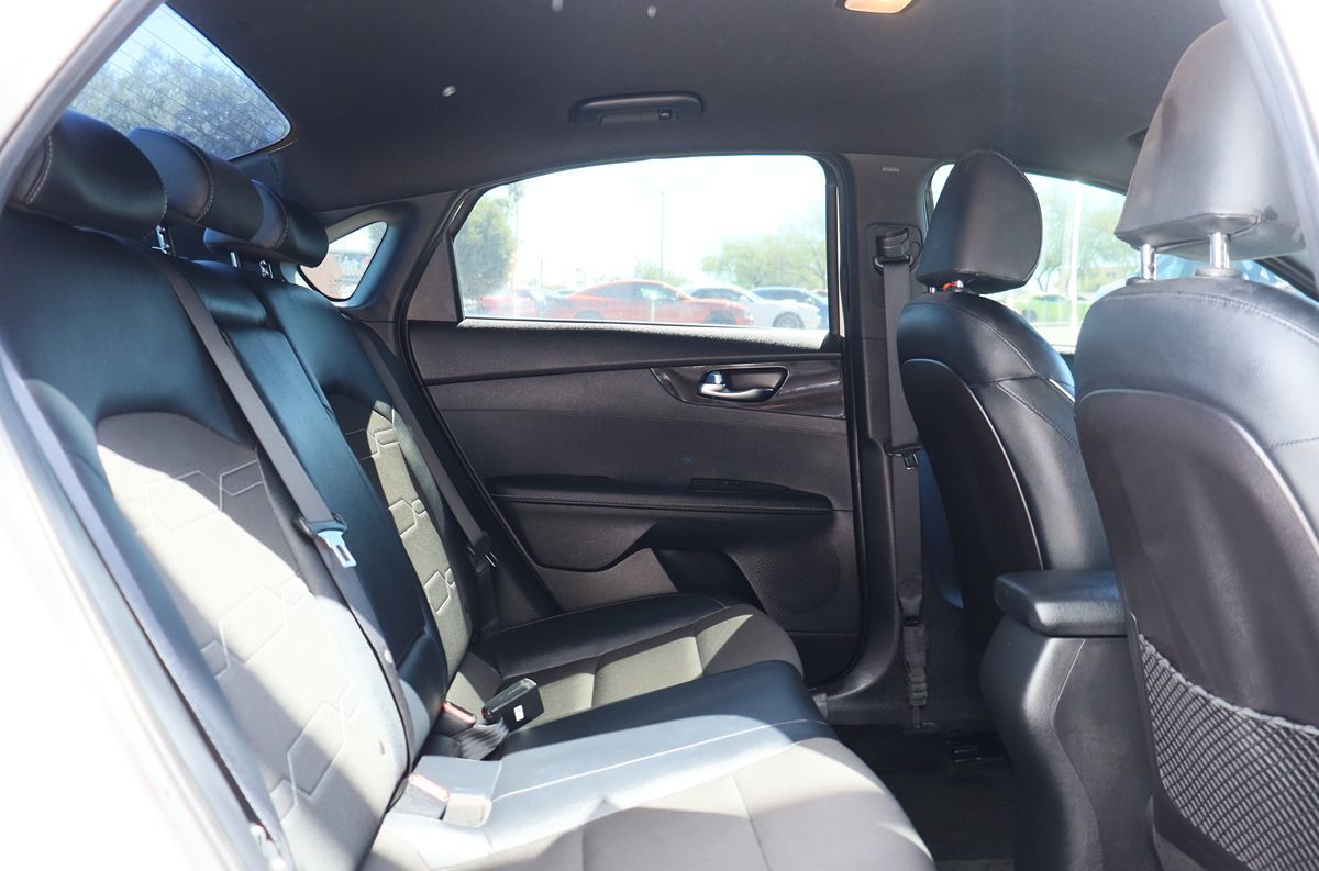 2021 Kia Forte GT-Line photo 22