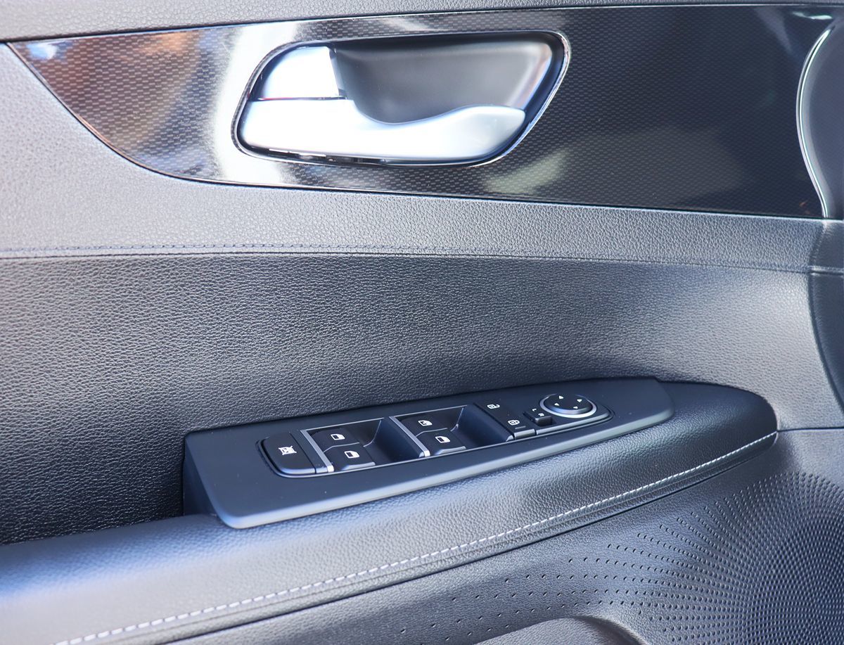 2021 Kia Forte GT-Line photo 31