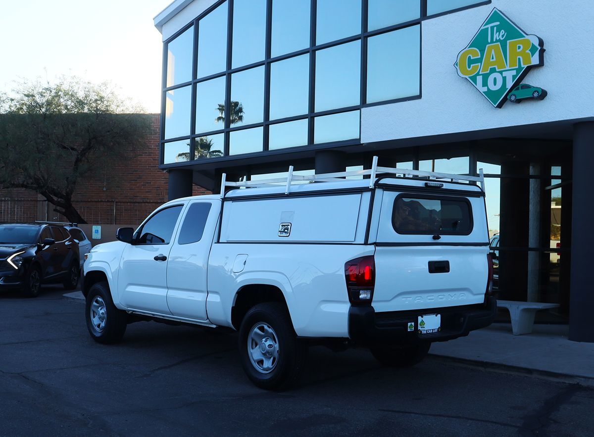 2021 Toyota Tacoma SR photo 8
