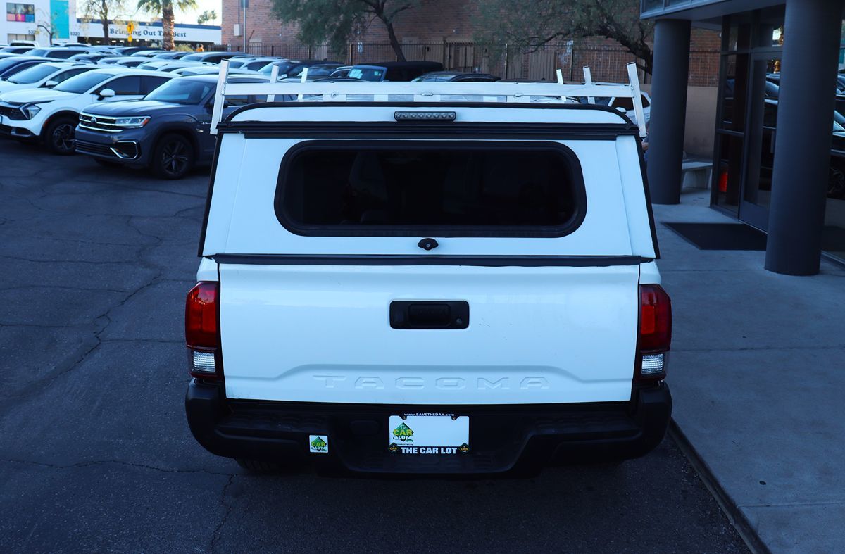 2021 Toyota Tacoma SR photo 9