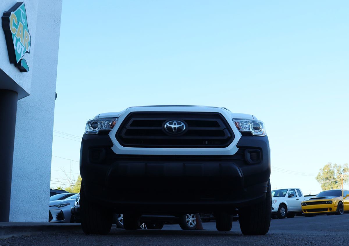 2021 Toyota Tacoma SR photo 16