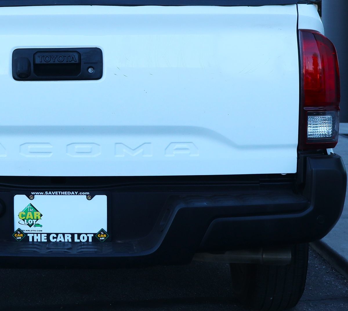 2021 Toyota Tacoma SR photo 19