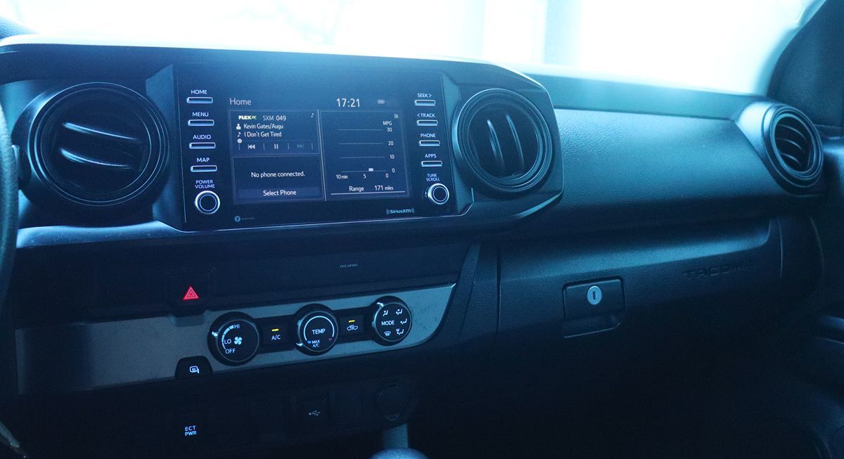 2021 Toyota Tacoma SR photo 34