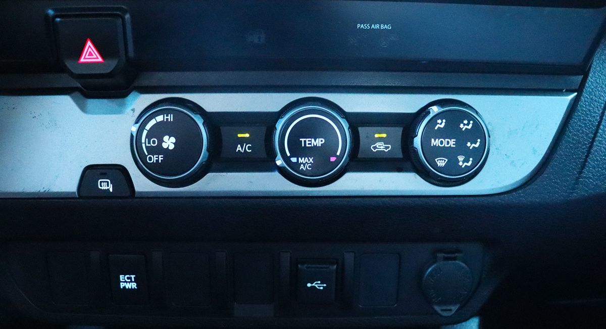 2021 Toyota Tacoma SR photo 36